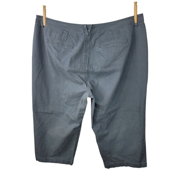 Gloria Vanderbilt Chino Crop Pants Plus Size 22W 22 Capris Grey Gray Womens - Picture 3 of 5